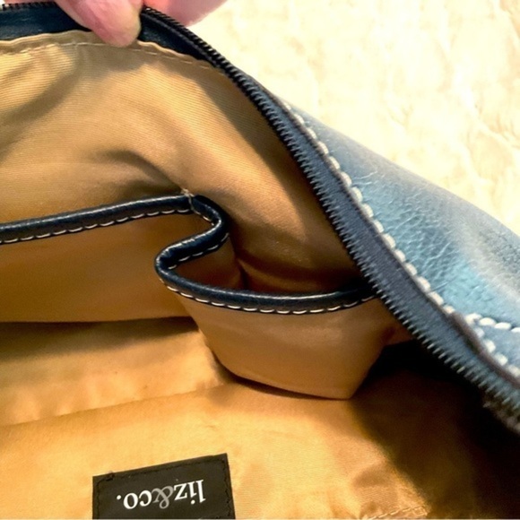 Liz Claiborne Black Pebble Leather Shoulder Bag Bucket Interior like hobo. - Picture 5 of 8